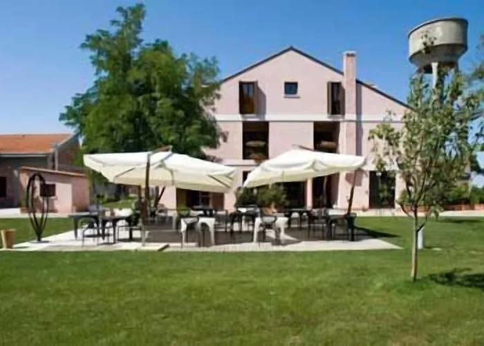 Venice Certosa Отель