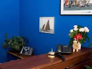 Venice Certosa Отель Венеция-Лидо